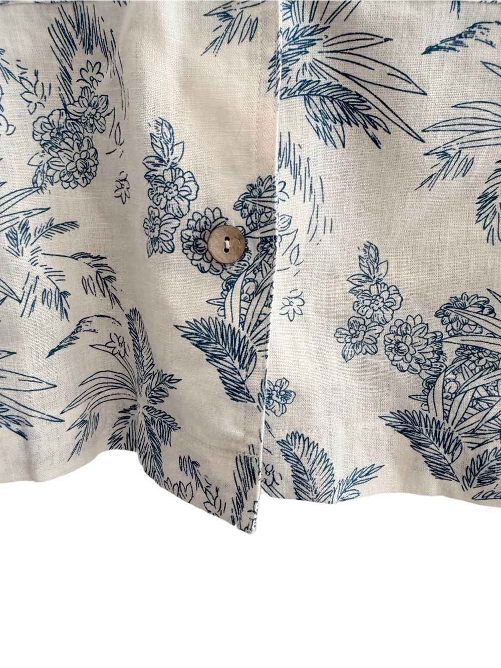 NWOT Carve Designs Luca Linen Shirt Birch Scenic Tropical Print Camp Shirt XS - Picture 6 of 7